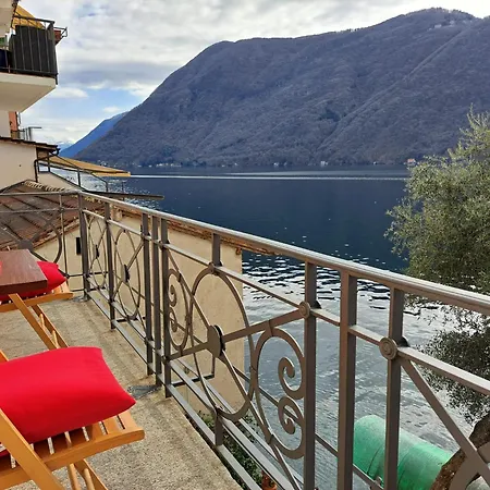 Apartment The House By Quokka 360 - View In Gandria Village *