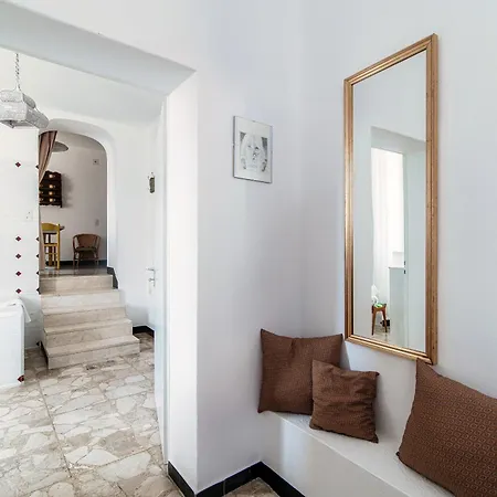 The House By Quokka 360 - View In Gandria Village Apartment